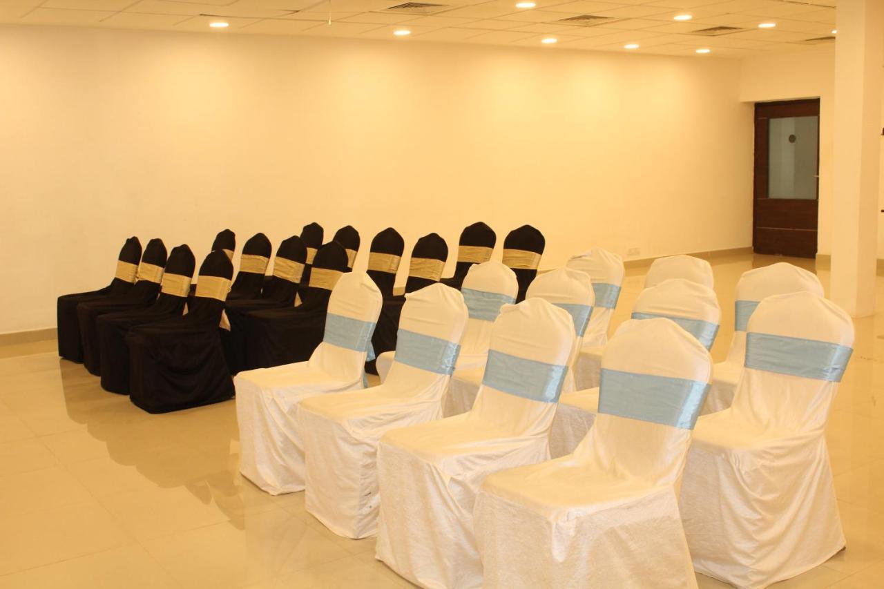 Vedic Village Sriperumbudur Formerly Known As Citrus Hotel Extérieur photo